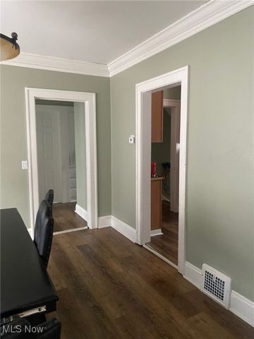 12711 Melgrove Avenue, Garfield Heights, OH 44105