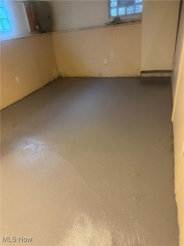 12711 Melgrove Avenue, Garfield Heights, OH 44105