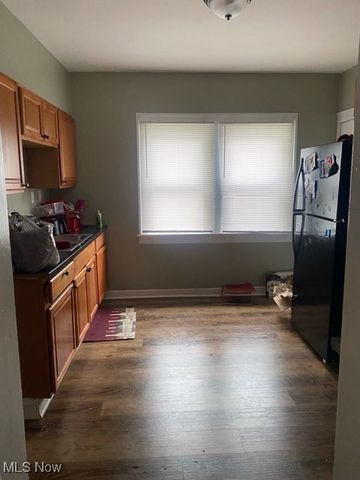 12711 Melgrove Avenue, Garfield Heights, OH 44105