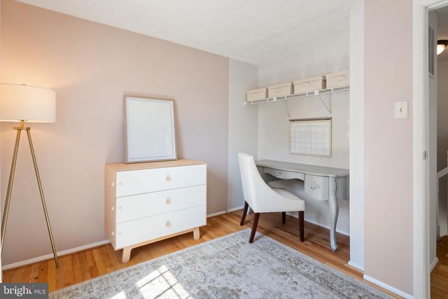 1624 SIERRA WOODS DR, Reston, VA 20194