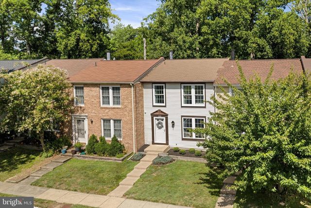 1624 SIERRA WOODS DR, Reston, VA 20194
