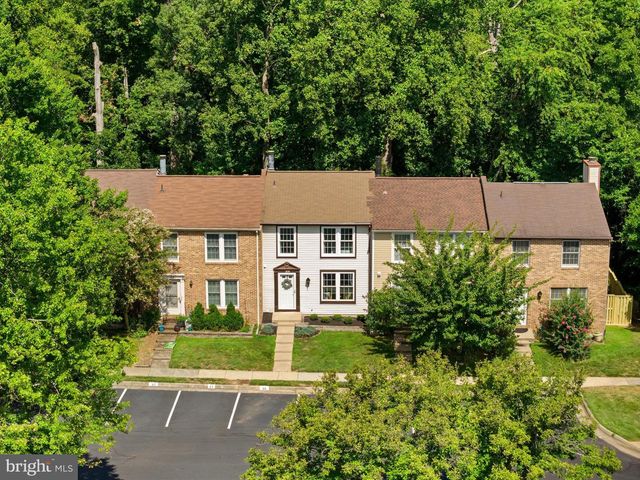 1624 SIERRA WOODS DR, Reston, VA 20194