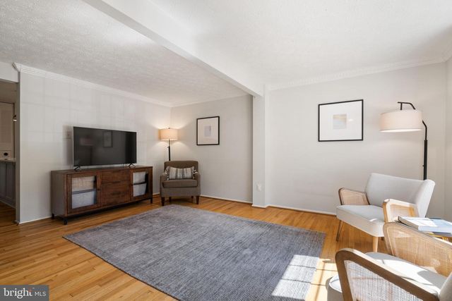 1624 SIERRA WOODS DR, Reston, VA 20194