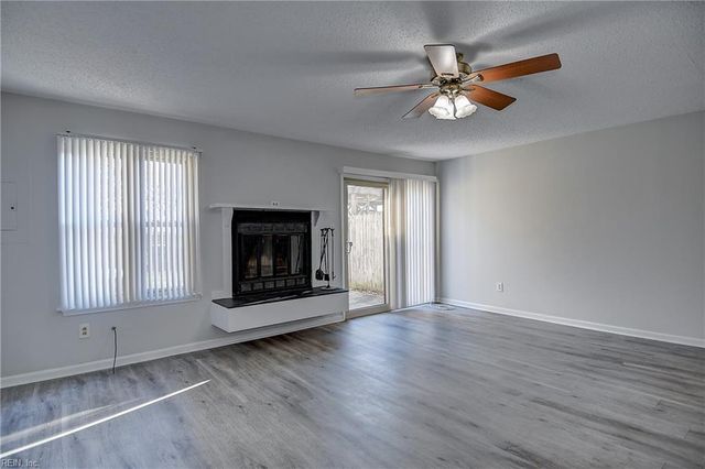 4823 Afton CT, Virginia Beach, VA 23462