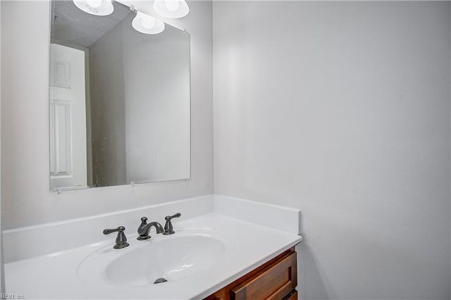 4823 Afton CT, Virginia Beach, VA 23462