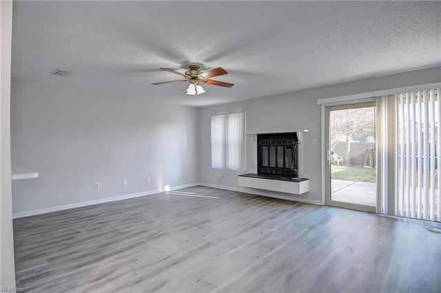 4823 Afton CT, Virginia Beach, VA 23462