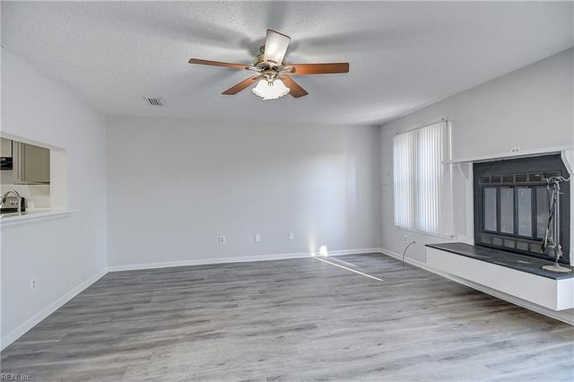 4823 Afton CT, Virginia Beach, VA 23462