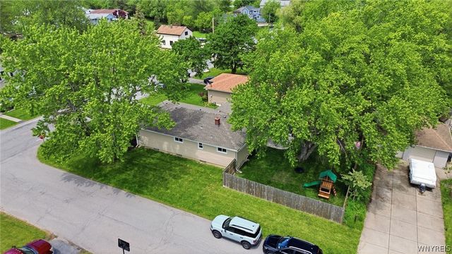 203 Broezel Avenue, Lancaster, NY 14086