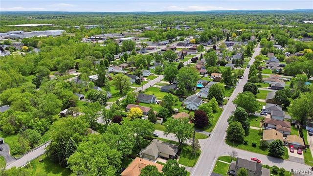 203 Broezel Avenue, Lancaster, NY 14086