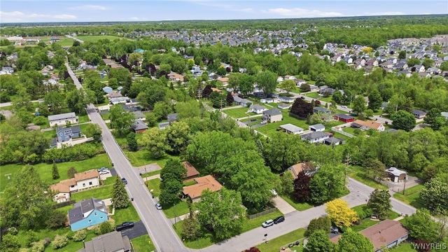 203 Broezel Avenue, Lancaster, NY 14086