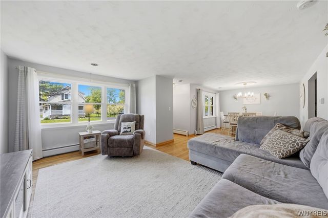 203 Broezel Avenue, Lancaster, NY 14086