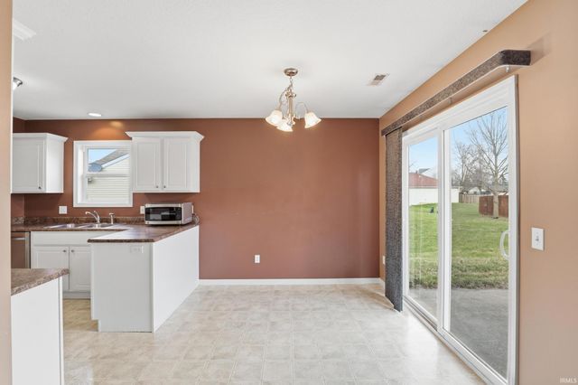 5033 Rocky Knoll Drive, Fort Wayne, IN 46809