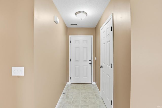 5033 Rocky Knoll Drive, Fort Wayne, IN 46809