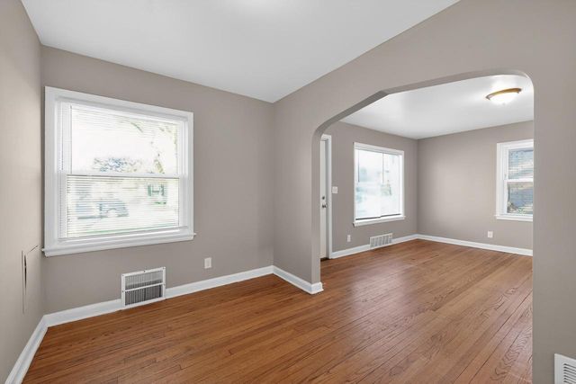 3867 36th STREET, Milwaukee, WI 53216