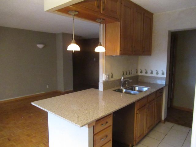 410 Groveland Avenue 204, Minneapolis, MN 55403