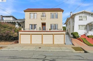 1424 Hampel St, Oakland, CA 94602
