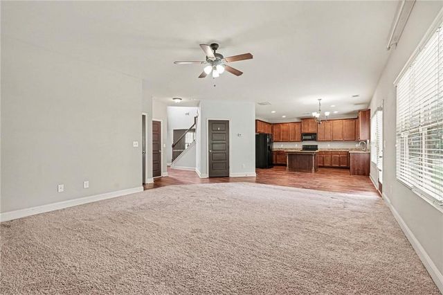 611 Little Bluestem Trail, Hoschton, GA 30548