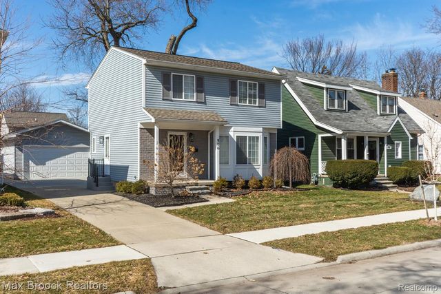 906 McLean Avenue, Royal Oak, MI 48067