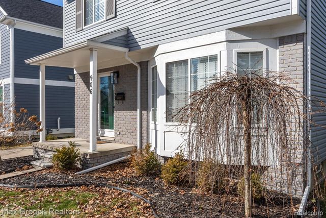 906 McLean Avenue, Royal Oak, MI 48067