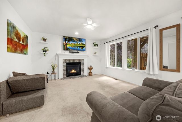 18331 E Countryclub Drive, Arlington, WA 98223