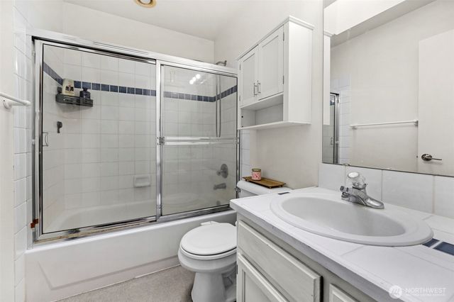 18331 E Countryclub Drive, Arlington, WA 98223