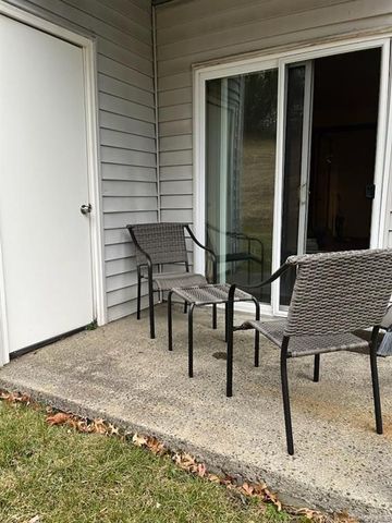 7 Ivy Court B, Fishkill, NY 12524