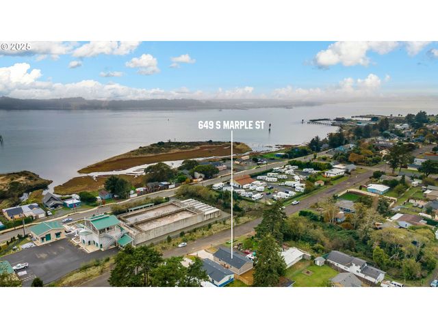 649 S Marple, Coos Bay, OR 97420