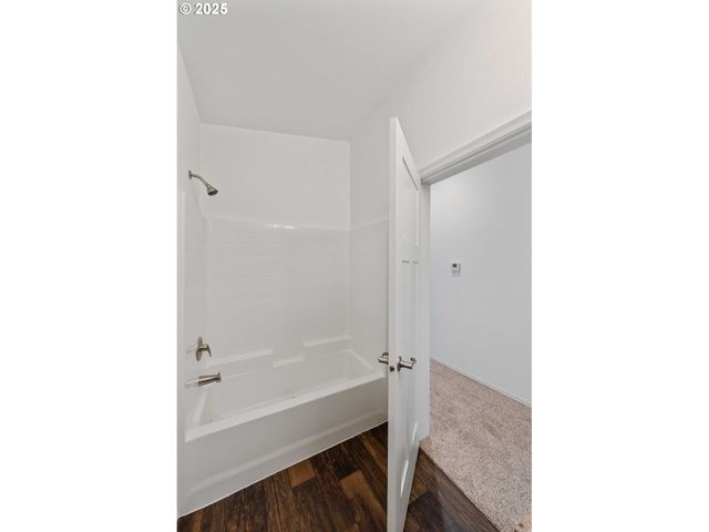 649 S Marple, Coos Bay, OR 97420