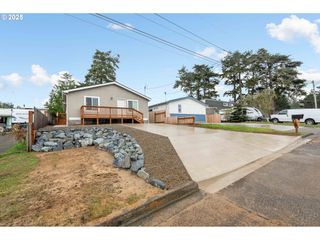 649 S Marple, Coos Bay, OR 97420