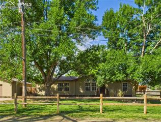 1131 24 1/2 Lane, Pueblo, CO 81006