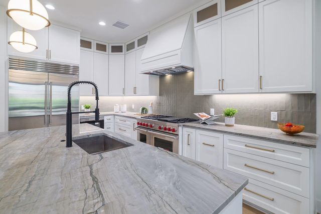 2411 McCall RD, Austin, TX 78703