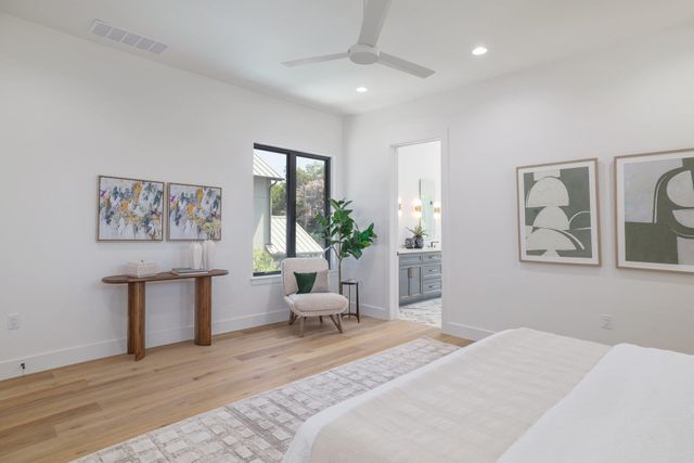 2411 McCall RD, Austin, TX 78703