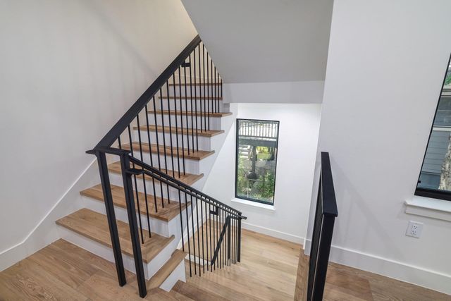 2411 McCall RD, Austin, TX 78703