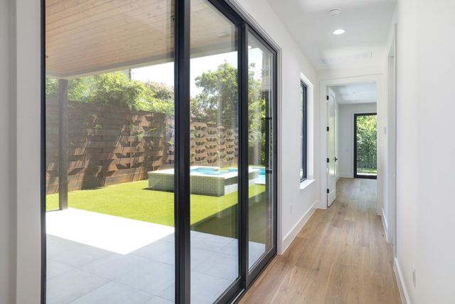 2411 McCall RD, Austin, TX 78703