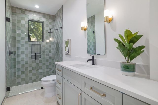 2411 McCall RD, Austin, TX 78703