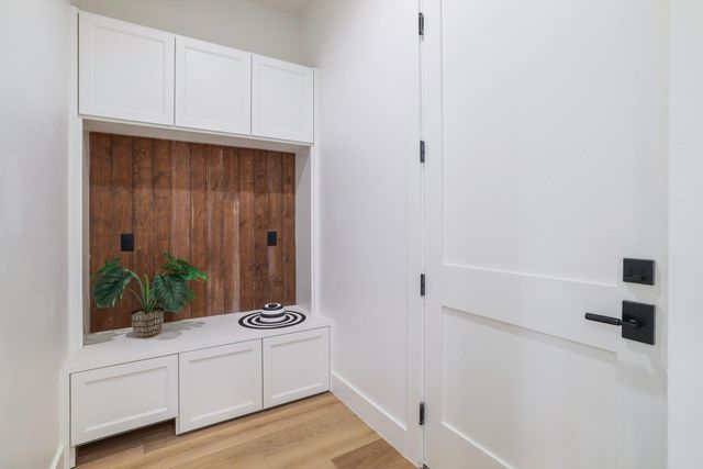 2411 McCall RD, Austin, TX 78703