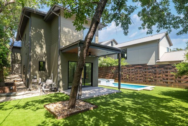 2411 McCall RD, Austin, TX 78703