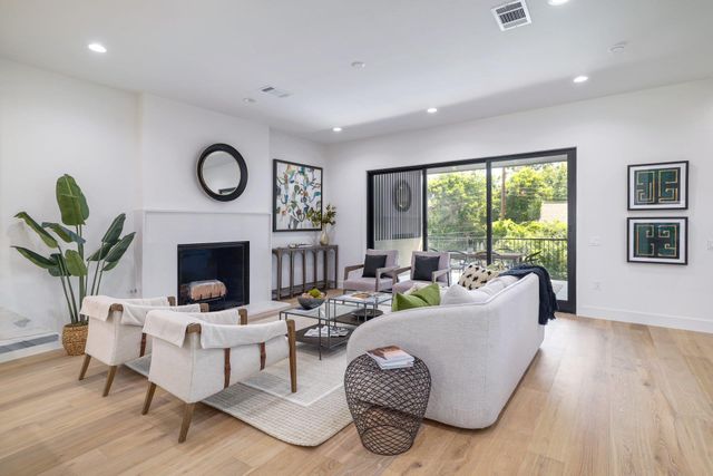 2411 McCall RD, Austin, TX 78703