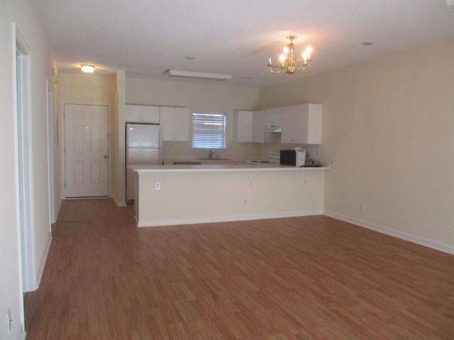 3951 Gladiola Dr., Myrtle Beach, SC 29588