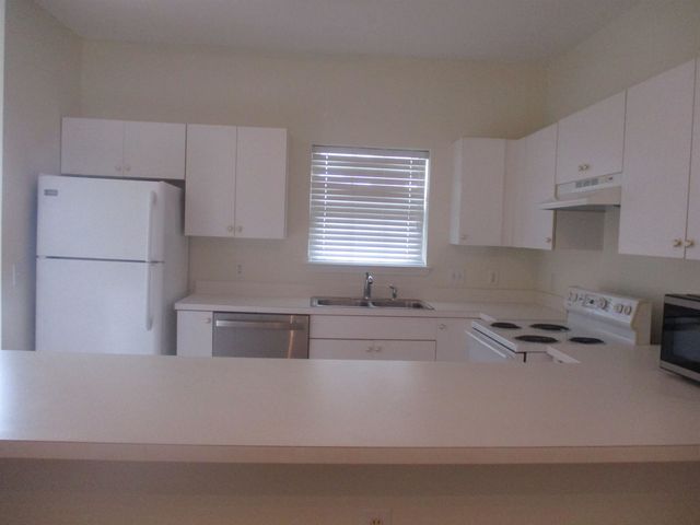 3951 Gladiola Dr., Myrtle Beach, SC 29588