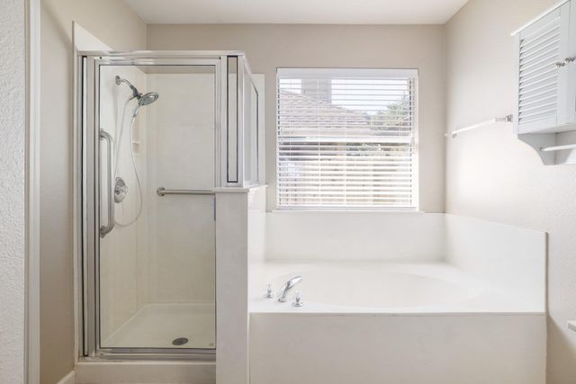 6121 Jumano LN, Austin, TX 78749