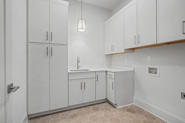 7032 Kinderhook Rd, Nashville, TN 37221