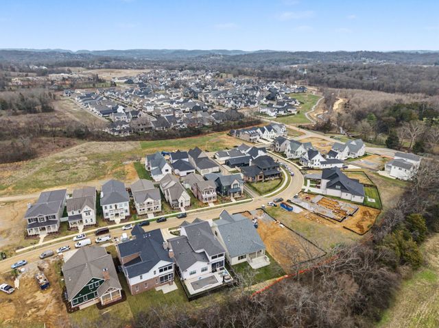 7032 Kinderhook Rd, Nashville, TN 37221