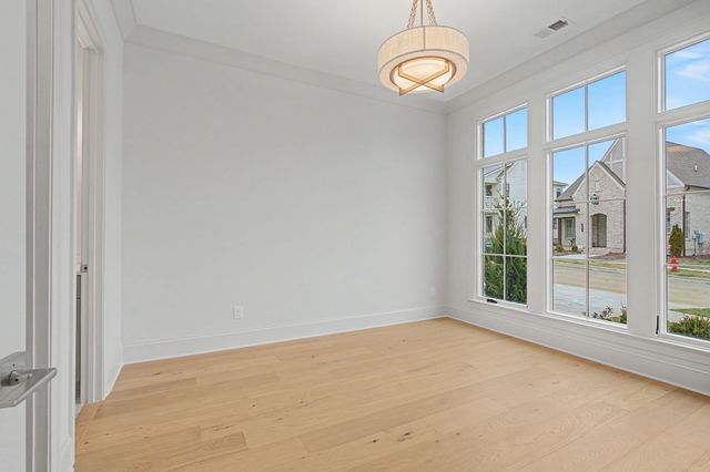 7032 Kinderhook Rd, Nashville, TN 37221