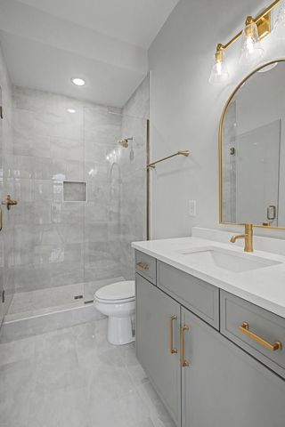 7032 Kinderhook Rd, Nashville, TN 37221