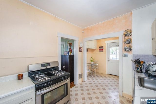 53 Elmwood Avenue, Bogota, NJ 07603