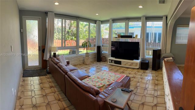 409 91st St, Surfside, FL 33154