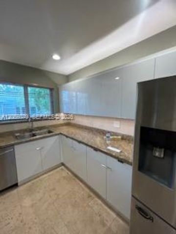 409 91st St, Surfside, FL 33154