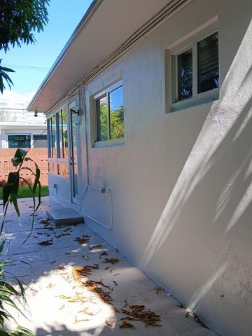 409 91st St, Surfside, FL 33154