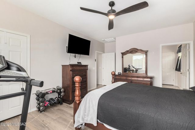 11615 W Boll Bloom Drive, Marana, AZ 85653